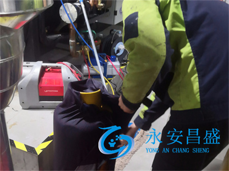 公司中央空調(diào)空氣壓縮機(jī)維修與故障排除，保障系統(tǒng)高效穩(wěn)定運(yùn)行