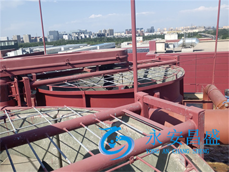 全方位解析空調(diào)分管機(jī)清洗技巧，助力中央空調(diào)持久高效制冷